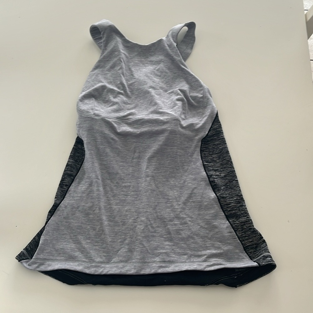 lululemon grey tank top